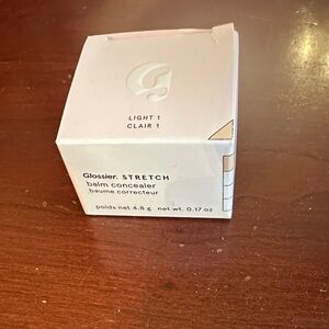 Glossier Stretch Balm Concealer - Light Clair 1